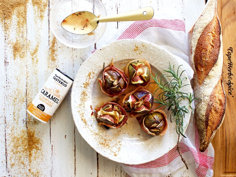 CARAMEL ROASTED FIGS WITH CAMEMBERT & PANCETTA 