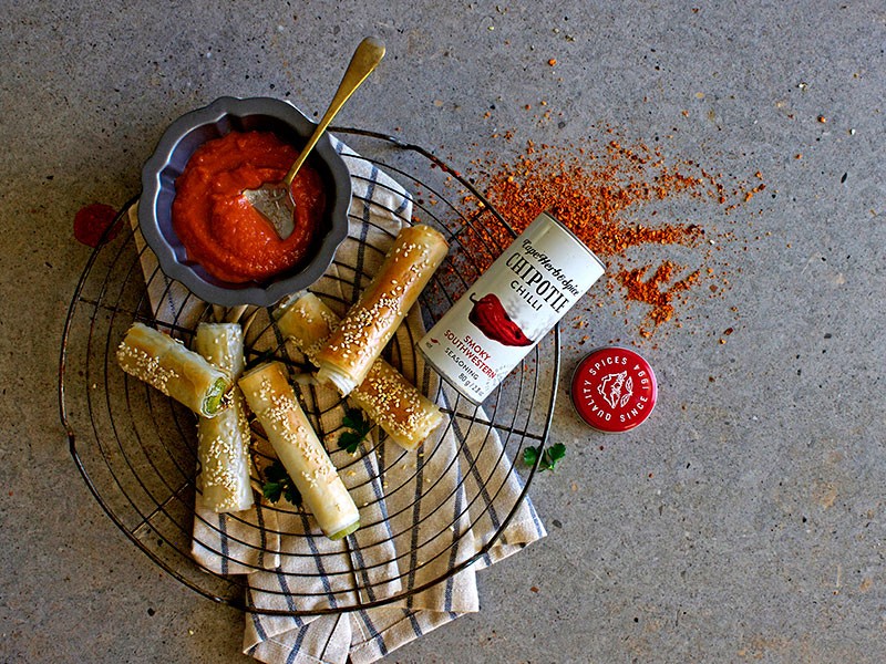 PHYLLO LEEK CIGARS WITH SPICY TOMATO SAUCE