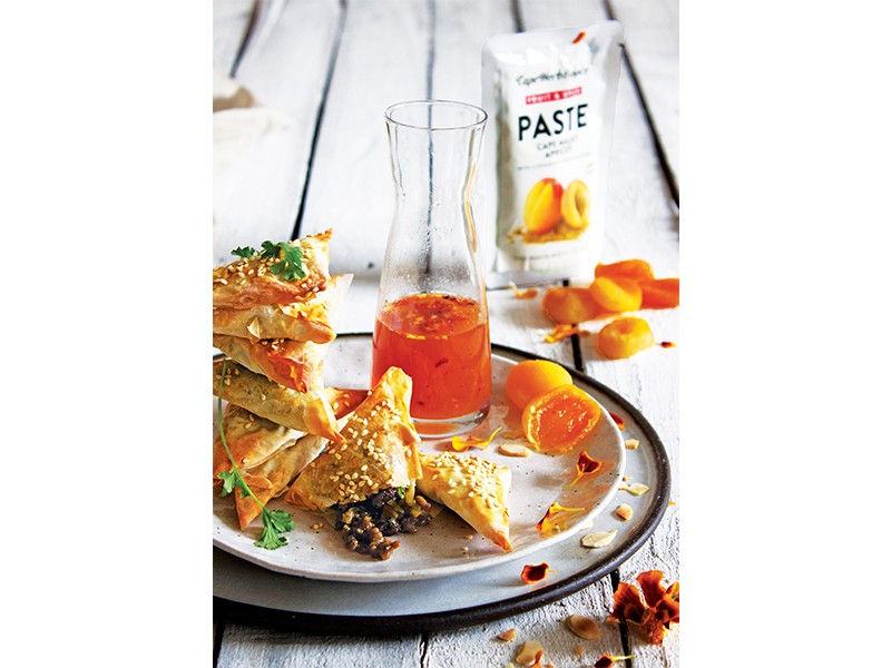 CAPE MALAY PHYLLO SAMOOSAS WITH APRICOT DIPPING SAUCE